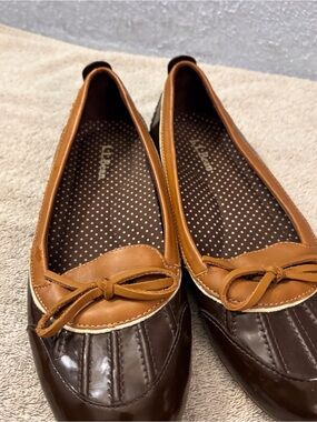 L.L. Bean Brown & Tan Bow Trim Two-Tone Loafer Boat  Flats SZ 6.5 M Driving